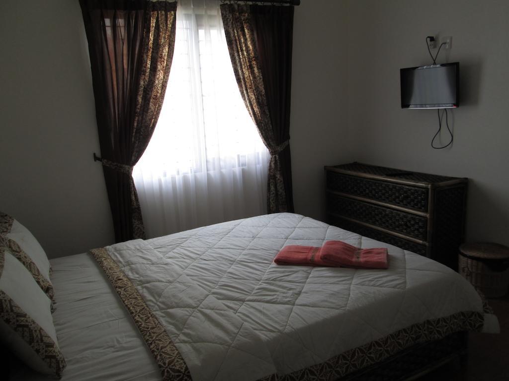 Osmond Villa Resort Lembang Eksteriør billede
